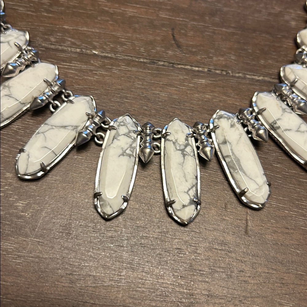 Kendra Scott White/Gray Stone Necklace - Picture 2 of 4